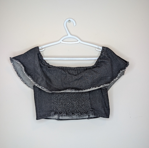 American Eagle Black Denim Fringe Cropped Top Off Shoulder Women's Medium - Picture 6 of 6
